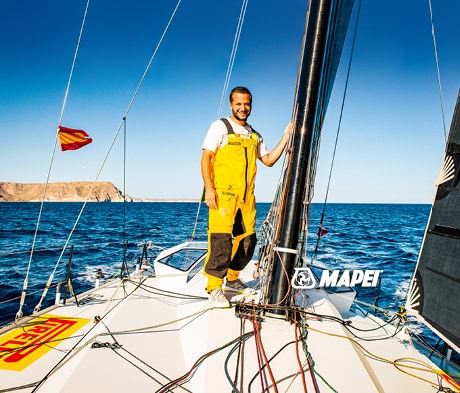 MAPEIs Abenteuer im Hochsee-Segeln beginnt mit Erfolg: Ambrogio Beccaria erreicht den zweiten Platz bei der "Route du Rhum" in der Klasse 40