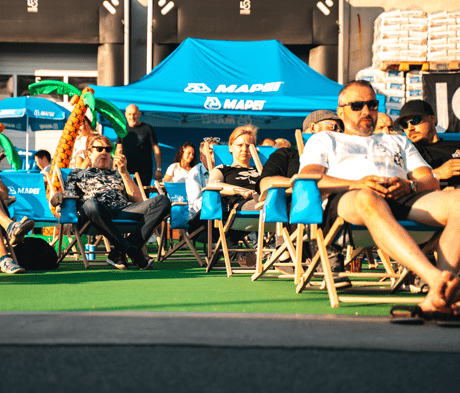 Urlaubsstimmung bei den Handelspartnern: MAPEI Sommertour 2022 erfolgreich gestartet - Info Veranstaltungen mit Grills und Strand-Flair
