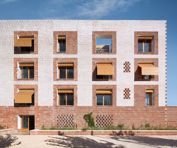 El proyecto 24 Viviendas de protección pública en Platja d'en Bossa, de 08014 arquitectura, ganador del Premio Mapei 2023