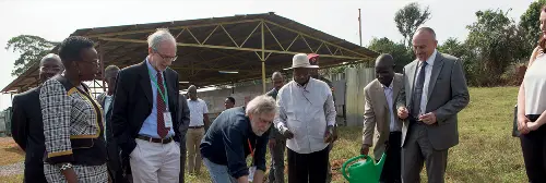 Mapei with Renzo Piano and Emergency in Uganda