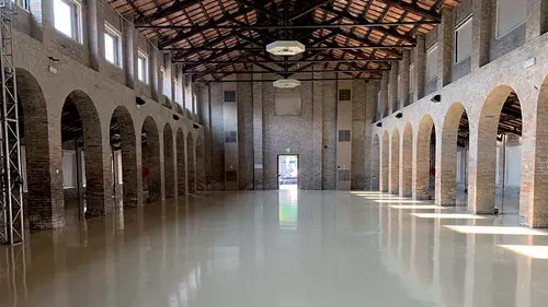 Pavimentazioni in resina espossidica per l'hub Almagià di Ravenna