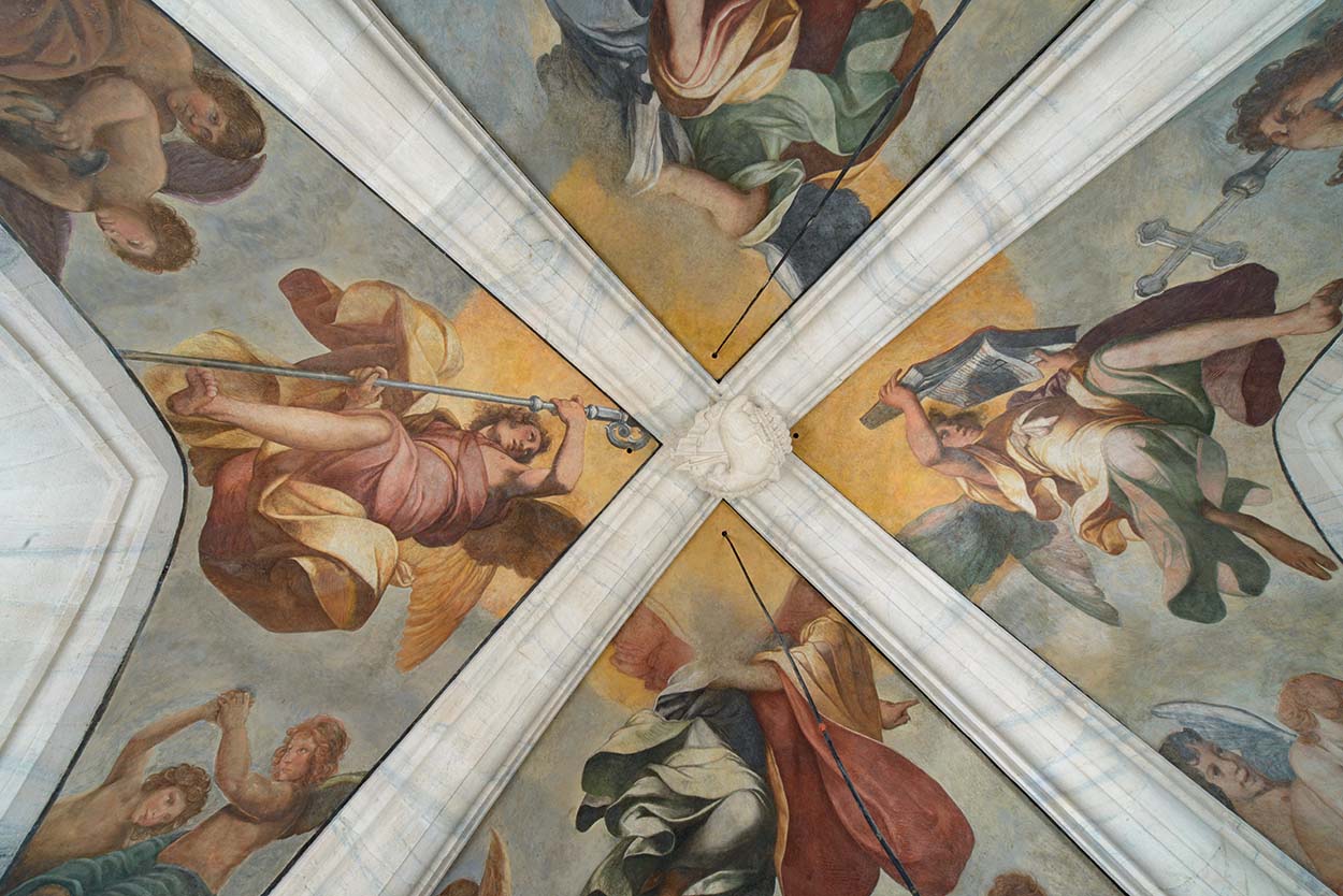 The frescoes on the canopies of the west bay after restoration - Mapei - restoration of the  Sacrestia Aquilonare in Milan