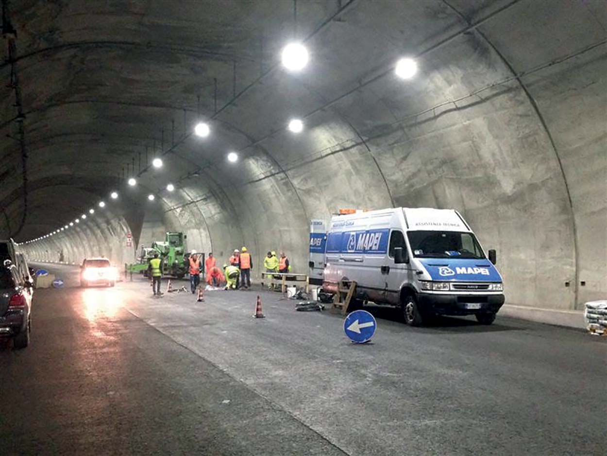 Mapei products and technical support contributed to the completion of the Isarco River underpass at Brenner base tunnel (top of the page) and the A1 motorway var tunnel (above).