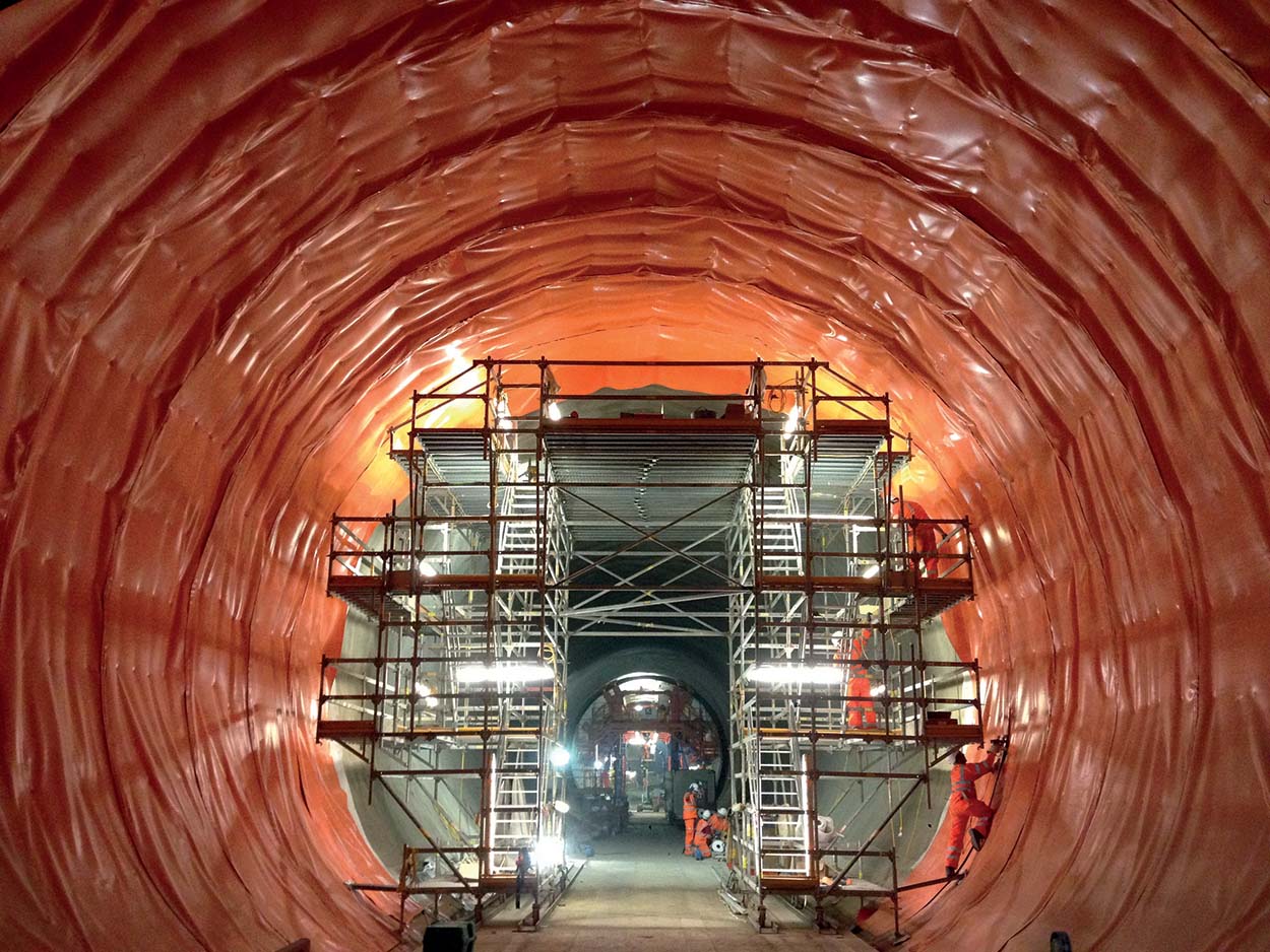 Mapei Group's waterproofing membranes were used during tunnelling works at Farringdon Station in London (UK).